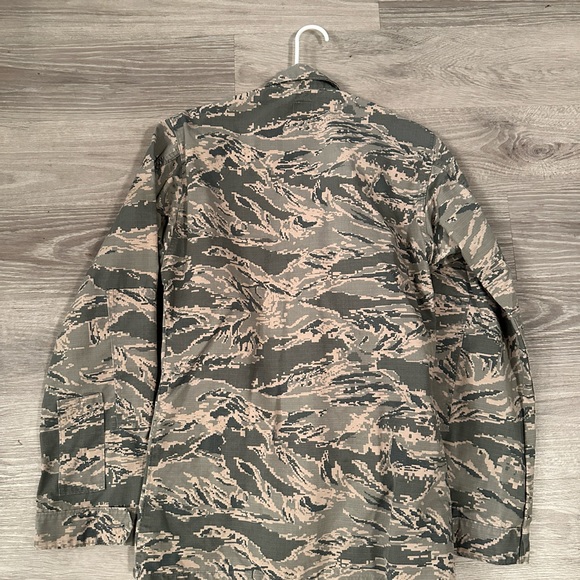 U.S. Air Force Jacket - Picture 3 of 4